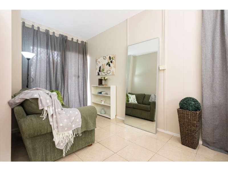 100 Dudley St East, Annerley QLD 4103