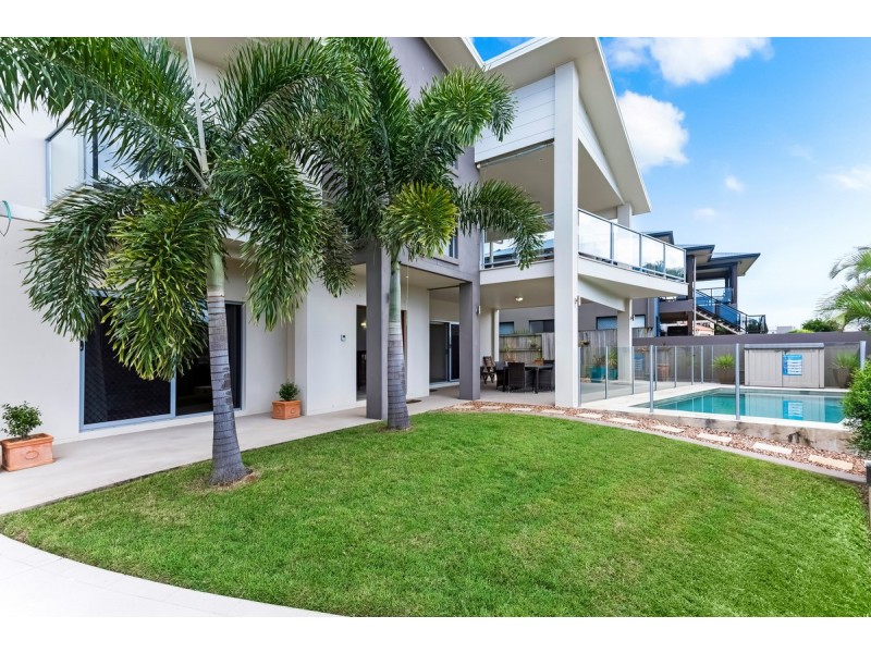 21 Wilson Esplanade, Redland Bay QLD 4165