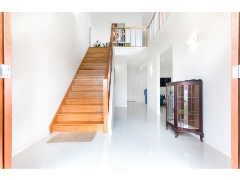 21 Wilson Esplanade, Redland Bay QLD 4165