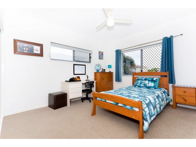 21 Wilson Esplanade, Redland Bay QLD 4165