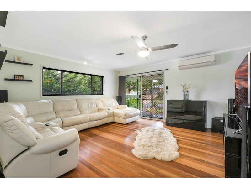 13 Troop Street, Jamboree Heights QLD 4074