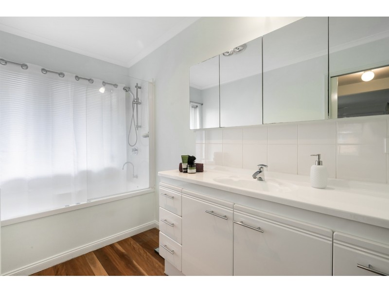 13 Troop Street, Jamboree Heights QLD 4074