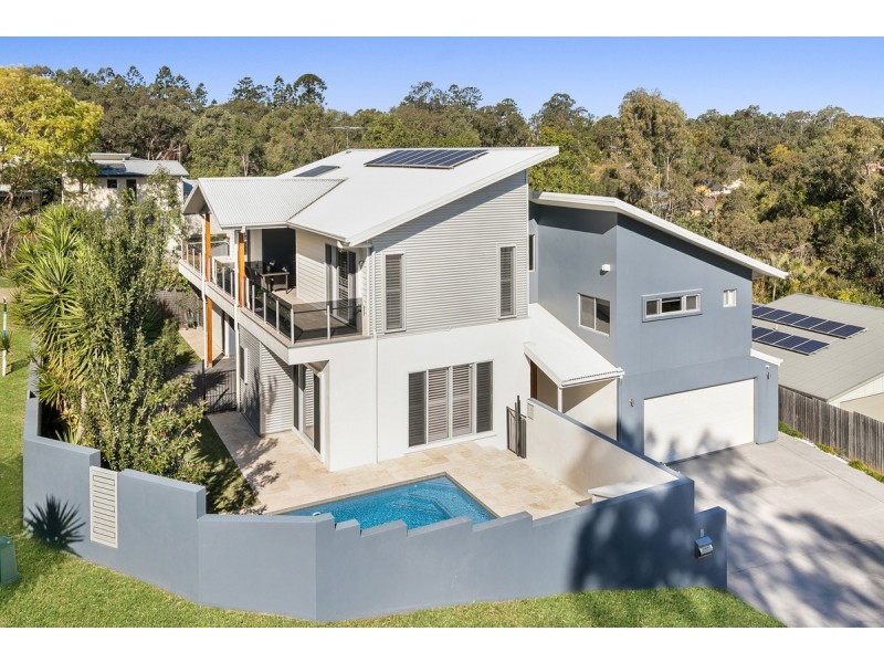 2 Paterson Street, Seventeen Mile Rocks QLD 4073