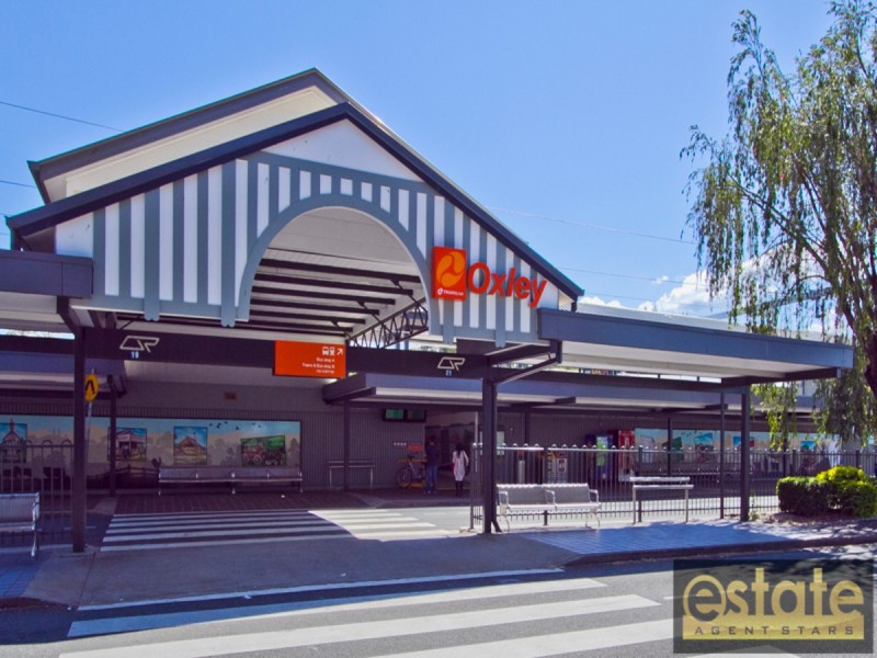 2 Paterson Street, Seventeen Mile Rocks QLD 4073