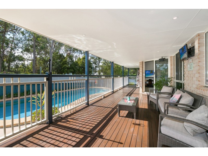 1 Tea Tree Crescent, Sinnamon Park QLD 4073
