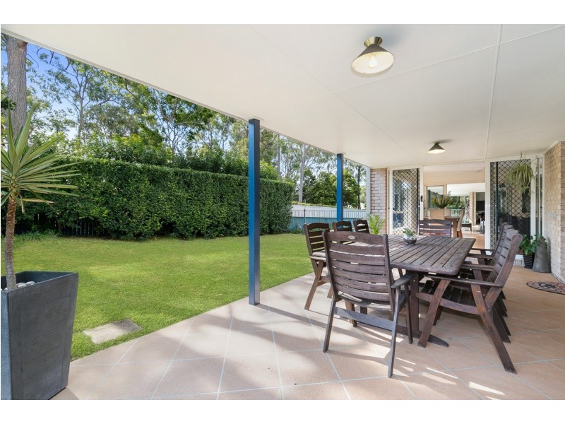 1 Tea Tree Crescent, Sinnamon Park QLD 4073