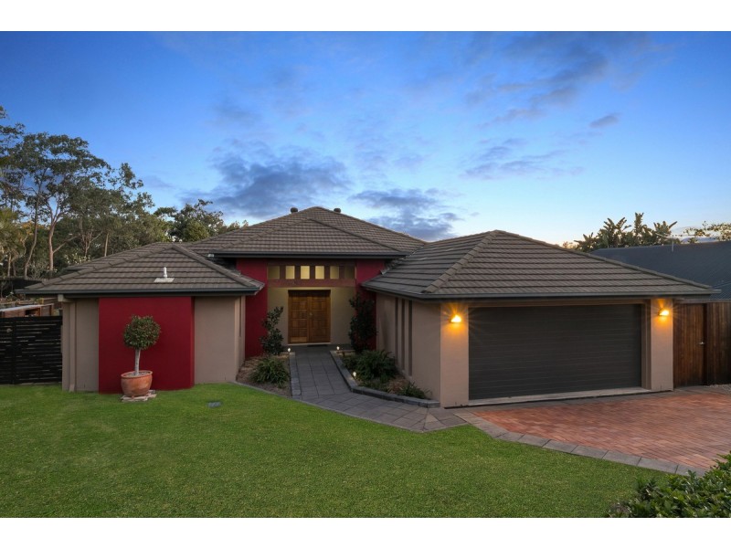 94 Brookeside Crescent, Seventeen Mile Rocks QLD 4073