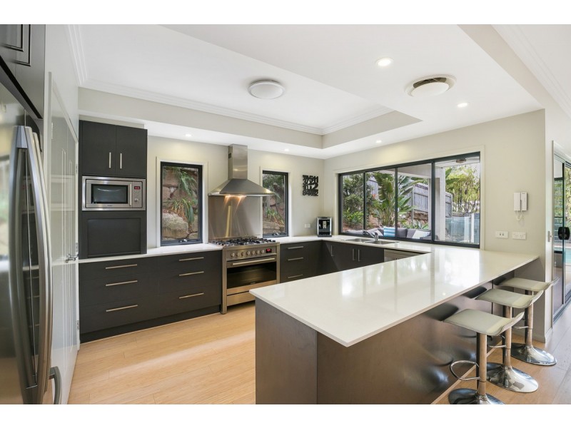 70 Gordon Circuit, Seventeen Mile Rocks QLD 4073