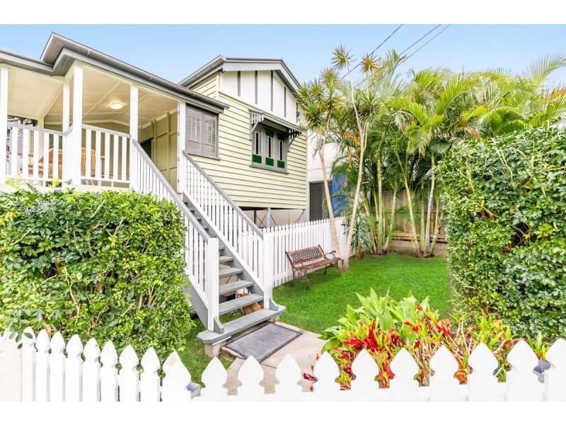 53 Crump Street, Holland Park West QLD 4121