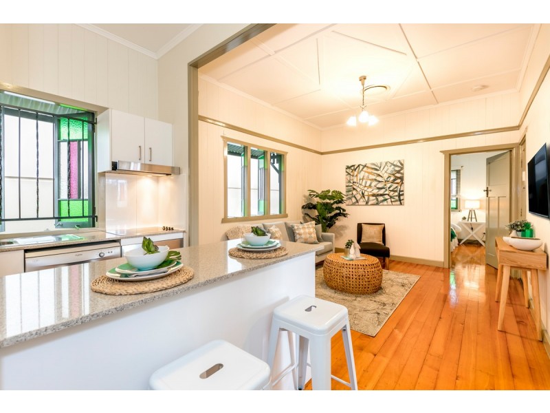 53 Crump Street, Holland Park West QLD 4121