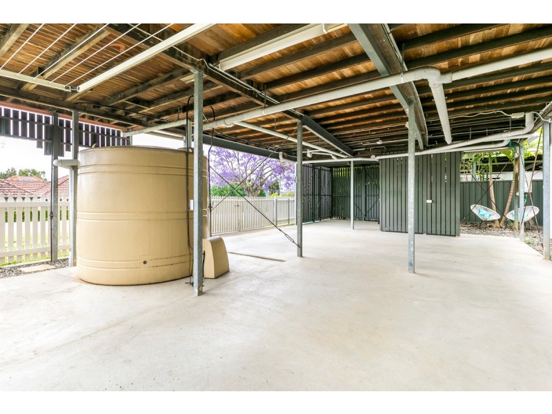 53 Crump Street, Holland Park West QLD 4121