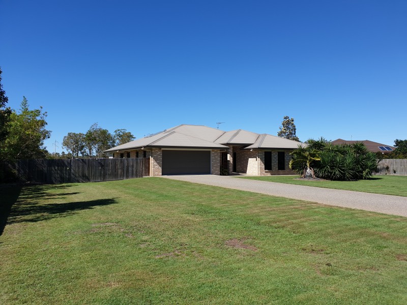 9 Lamington Court, Branyan QLD 4670