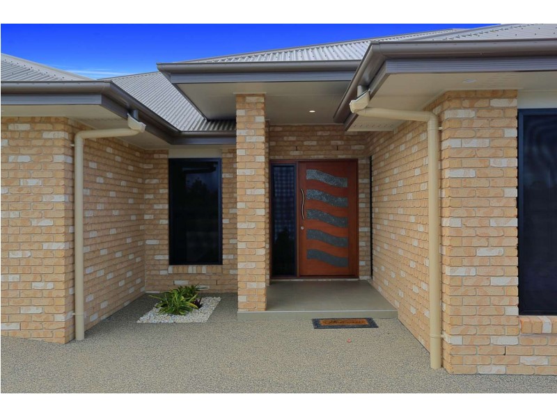 9 Lamington Court, Branyan QLD 4670