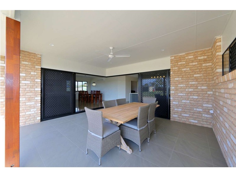 9 Lamington Court, Branyan QLD 4670