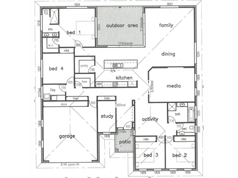 9 Lamington Court, Branyan QLD 4670 Floorplan