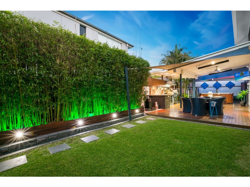 17 Brookeside Crescent, Seventeen Mile Rocks QLD 4073
