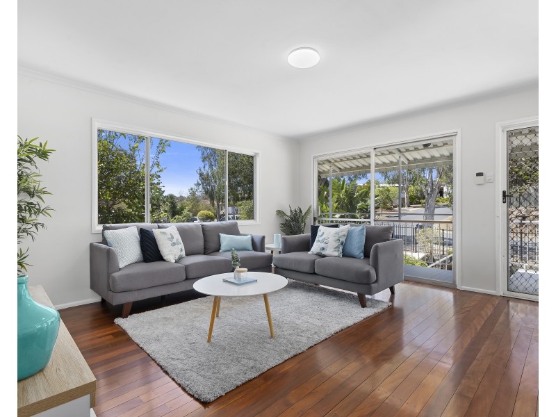 43 Molesworth Street, Seventeen Mile Rocks QLD 4073