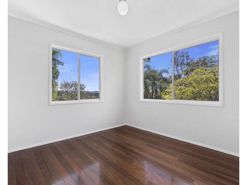 43 Molesworth Street, Seventeen Mile Rocks QLD 4073