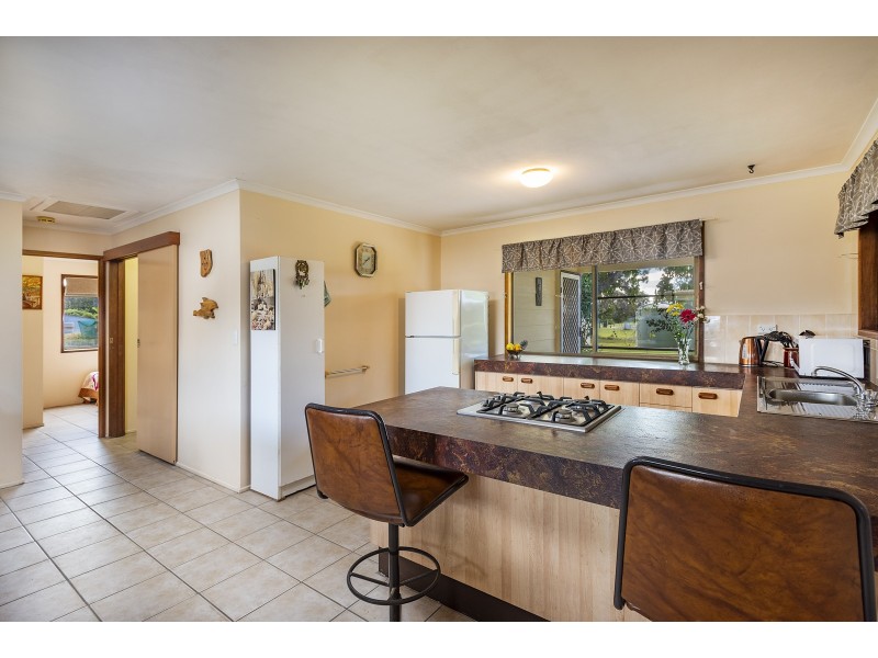 9 Wattle Street, Winfield QLD 4670