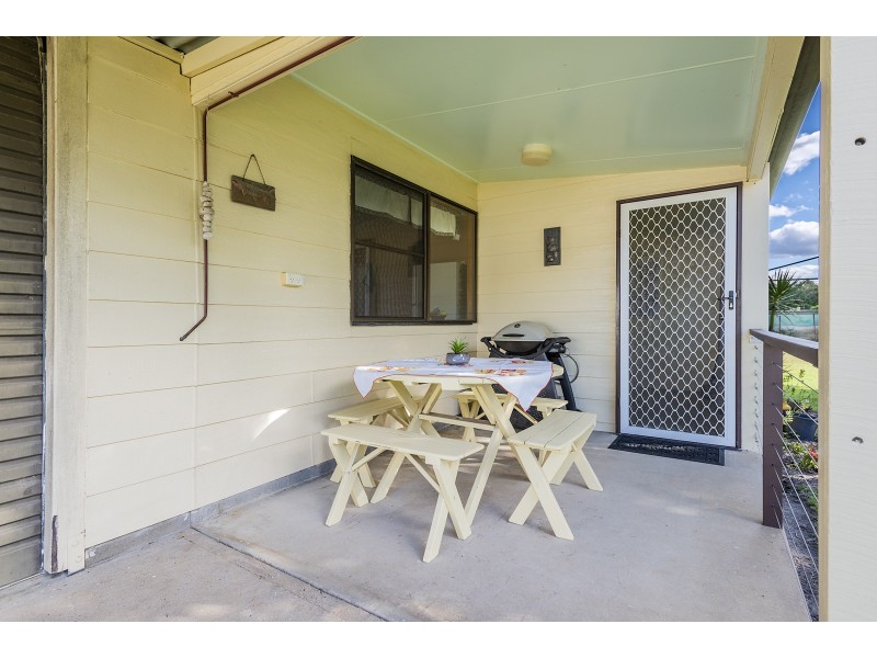 9 Wattle Street, Winfield QLD 4670