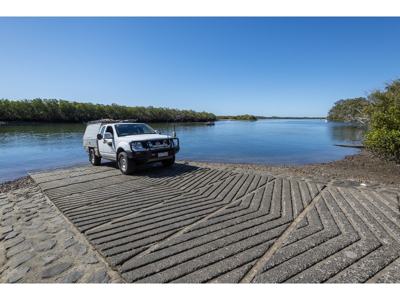9 Wattle Street, Winfield QLD 4670