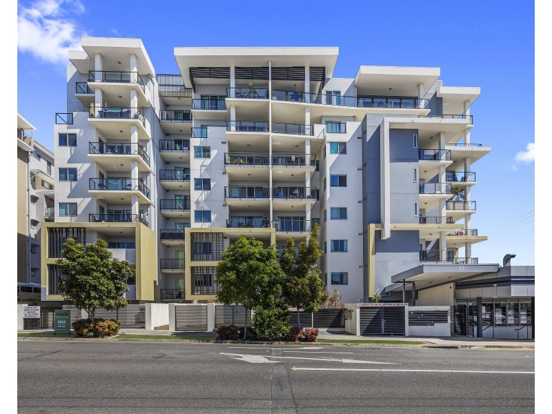 206/1 Kingsmill Street, Chermside QLD 4032