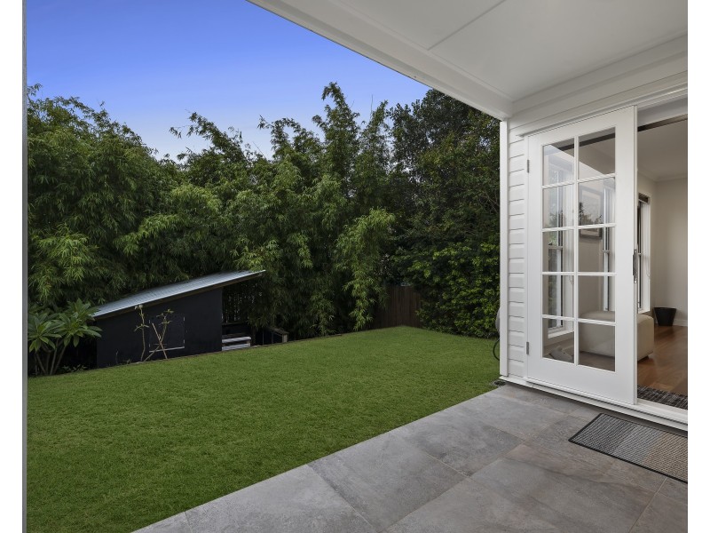 29 Chapman Street, Chapel Hill QLD 4069