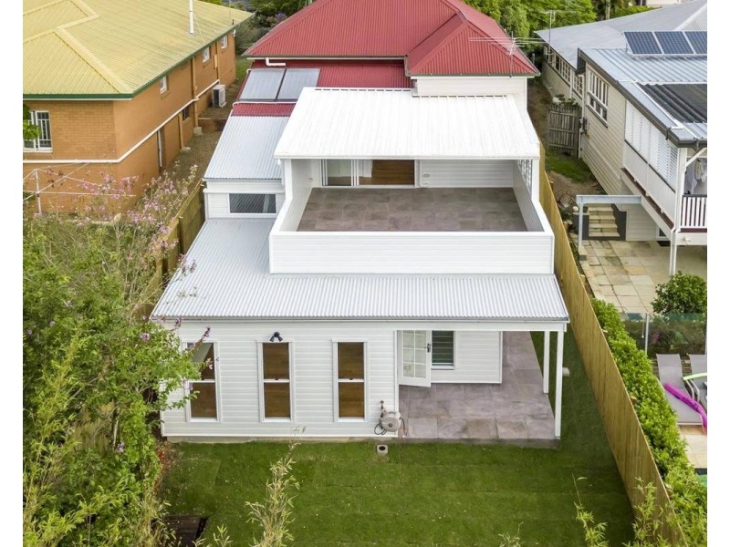 29 Chapman Street, Chapel Hill QLD 4069