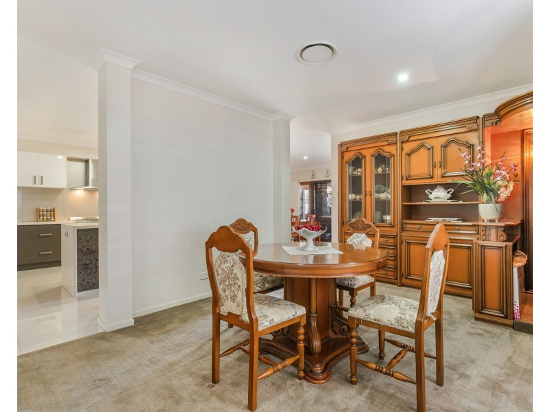 61 Sisley Street, Forest Lake QLD 4078