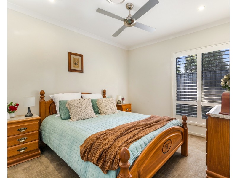 61 Sisley Street, Forest Lake QLD 4078