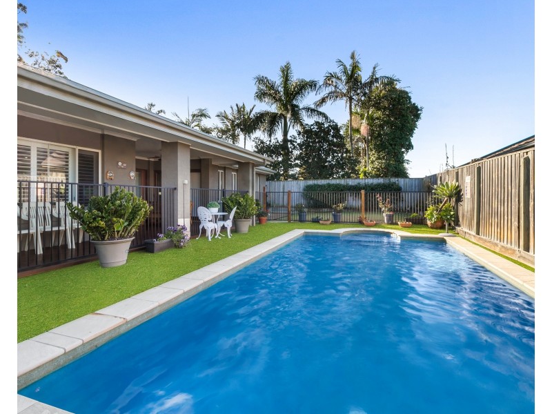 61 Sisley Street, Forest Lake QLD 4078