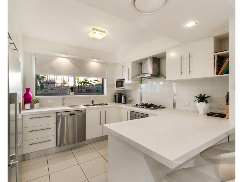 14 Coomb Street, Seventeen Mile Rocks QLD 4073