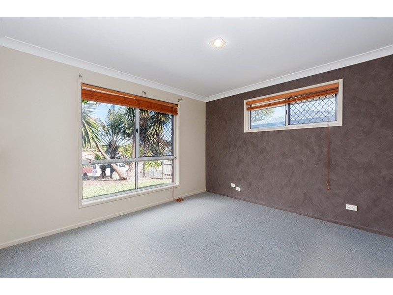 23 Hinchcliffe Street, Tanah Merah QLD 4128