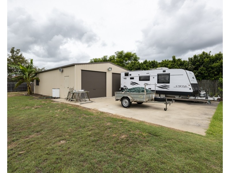 9 Lamington Court, Branyan QLD 4670