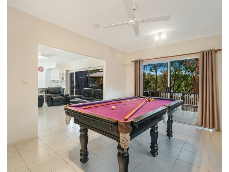 22 Paterson Street, Seventeen Mile Rocks QLD 4073