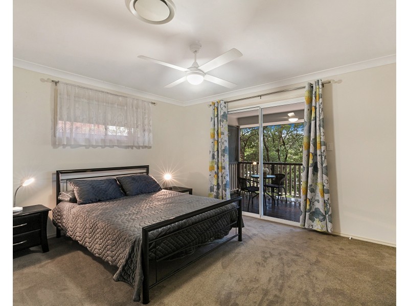 22 Paterson Street, Seventeen Mile Rocks QLD 4073