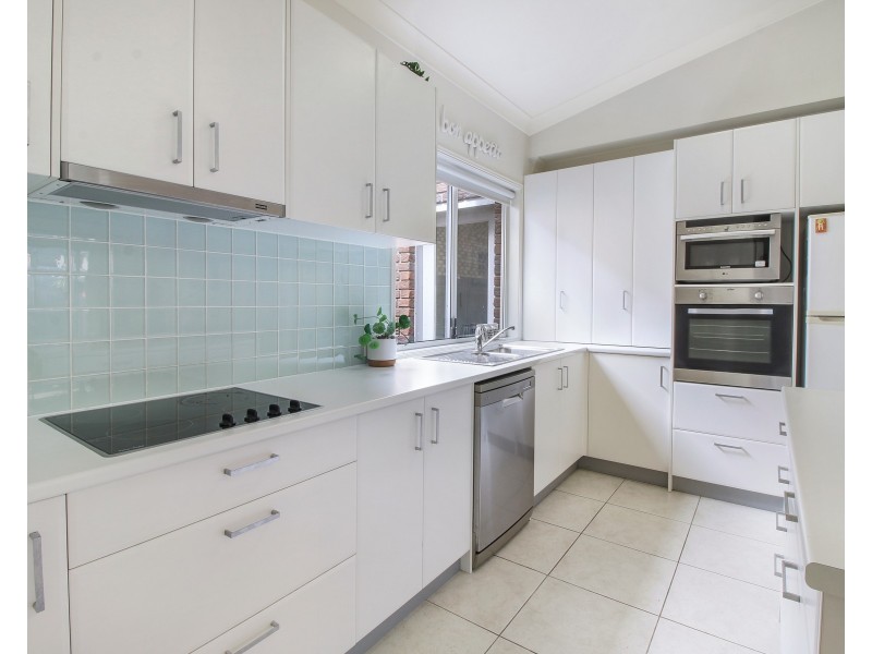 62 Hampstead Street, Forest Lake QLD 4078