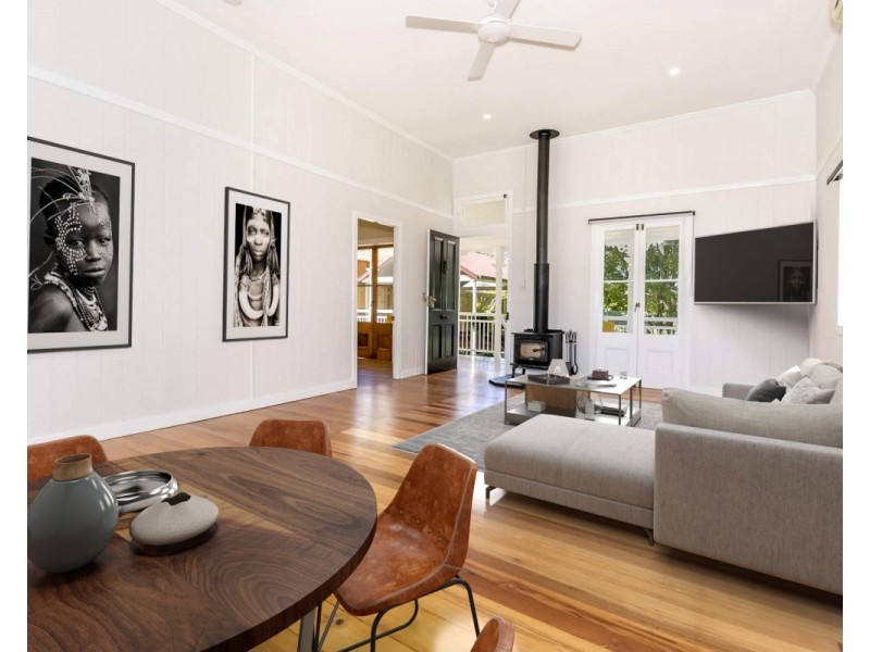 29 Chapman Street, Chapel Hill QLD 4069