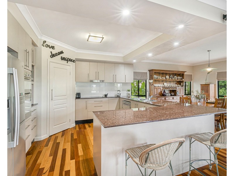 66 Gordon Circuit, Seventeen Mile Rocks QLD 4073