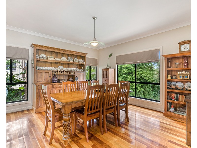 66 Gordon Circuit, Seventeen Mile Rocks QLD 4073