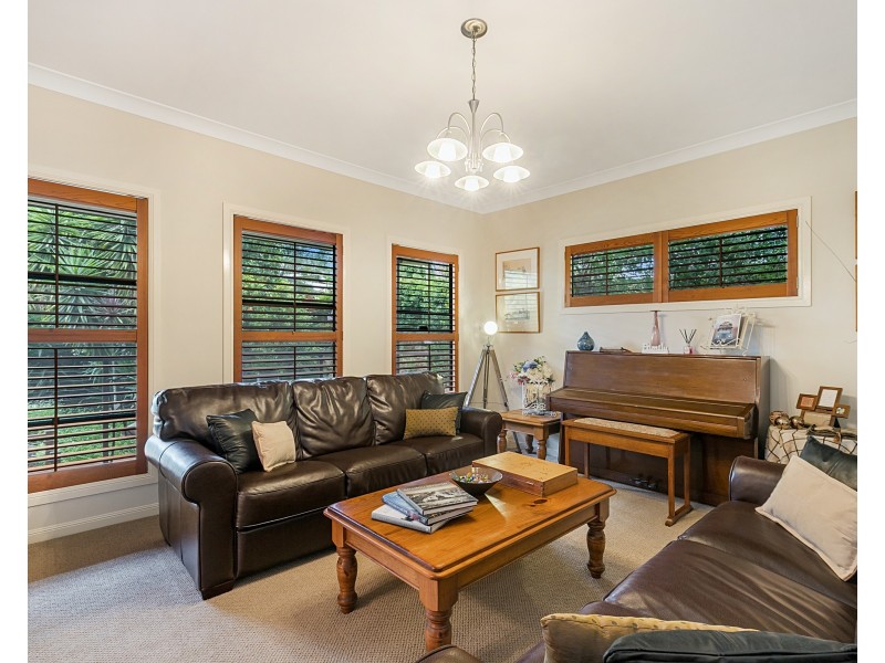 66 Gordon Circuit, Seventeen Mile Rocks QLD 4073