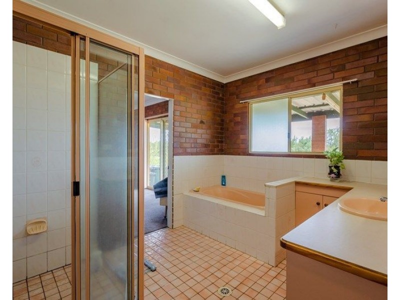 173 Bonels Road, Welcome Creek QLD 4670