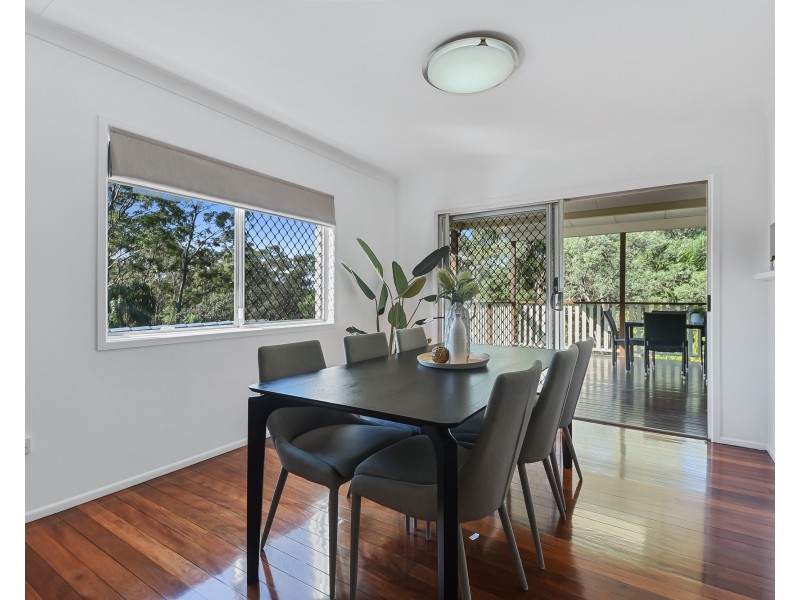 9 Kitching Street, Chapel Hill QLD 4069