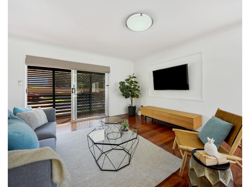 9 Kitching Street, Chapel Hill QLD 4069