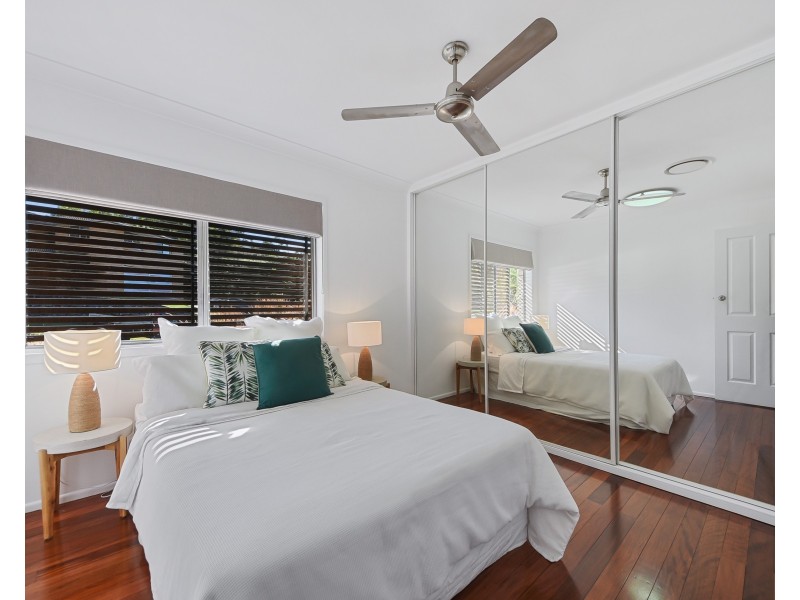 9 Kitching Street, Chapel Hill QLD 4069