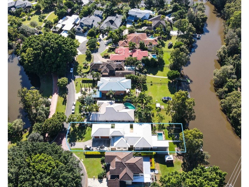 28 River Cove Place, Helensvale QLD 4212