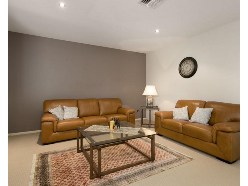 73 Flindersia Crescent, Seventeen Mile Rocks QLD 4073