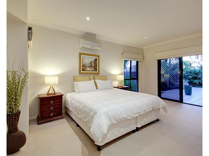 73 Flindersia Crescent, Seventeen Mile Rocks QLD 4073