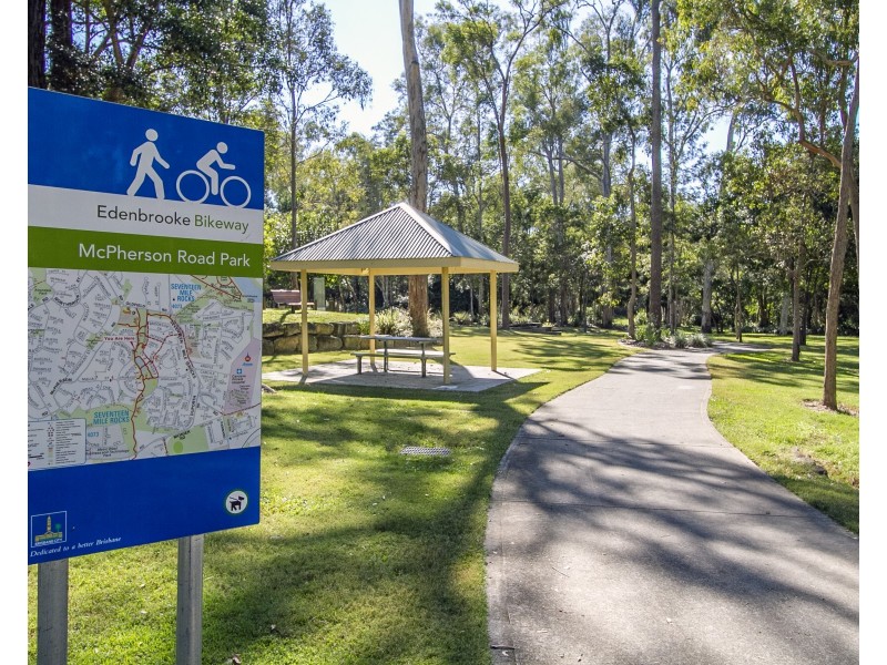 73 Flindersia Crescent, Seventeen Mile Rocks QLD 4073