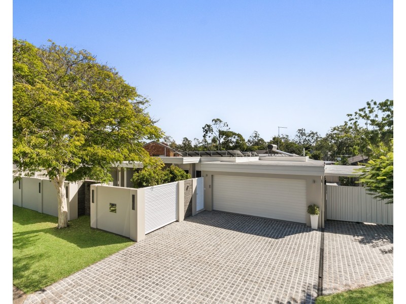 9 Tana Street, Westlake QLD 4074